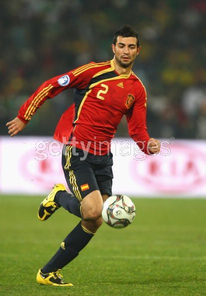 关于劳尔在西甲赛场上继续披荆斩棘,领导球队前行的信息 关于劳尔在西甲赛场上继续披荆斩棘,领导球队前行的信息